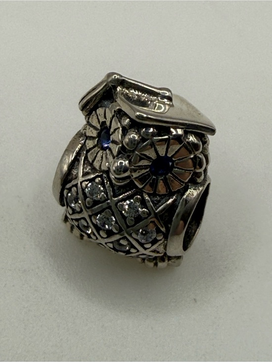 Pandora Jewelry - Tiny Little Graduation Owl w Blue Eyes & Cap w Tassle!